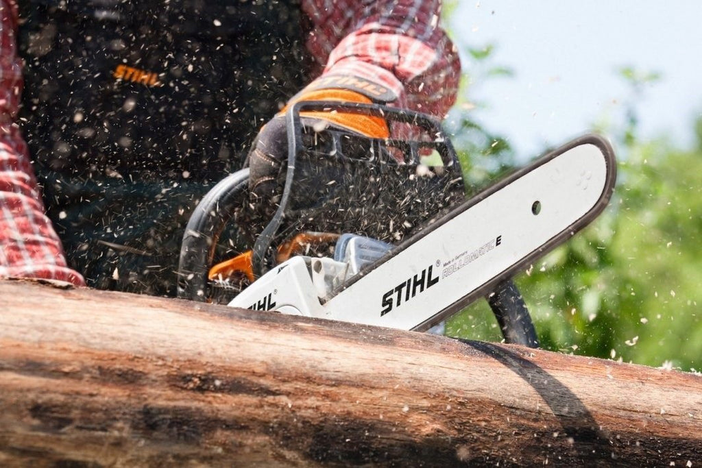 STIHL MS 231 C-BE Benzin-Motorsäge | 3/8″ PM3 Schneidgarnitur 30 cm