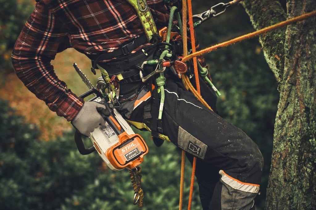 STIHL MSA 220 T Akku-Kettensäge | 3/8″ PS3 Pro Schneidgarnitur 30 cm
