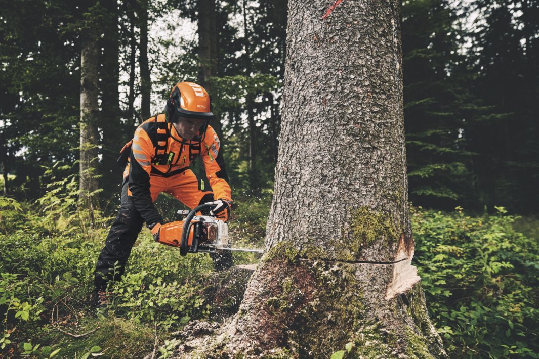 STIHL MS 400 C-M Benzin-Motorsäge | 3/8″ RS Schneidgarnitur 45 cm
